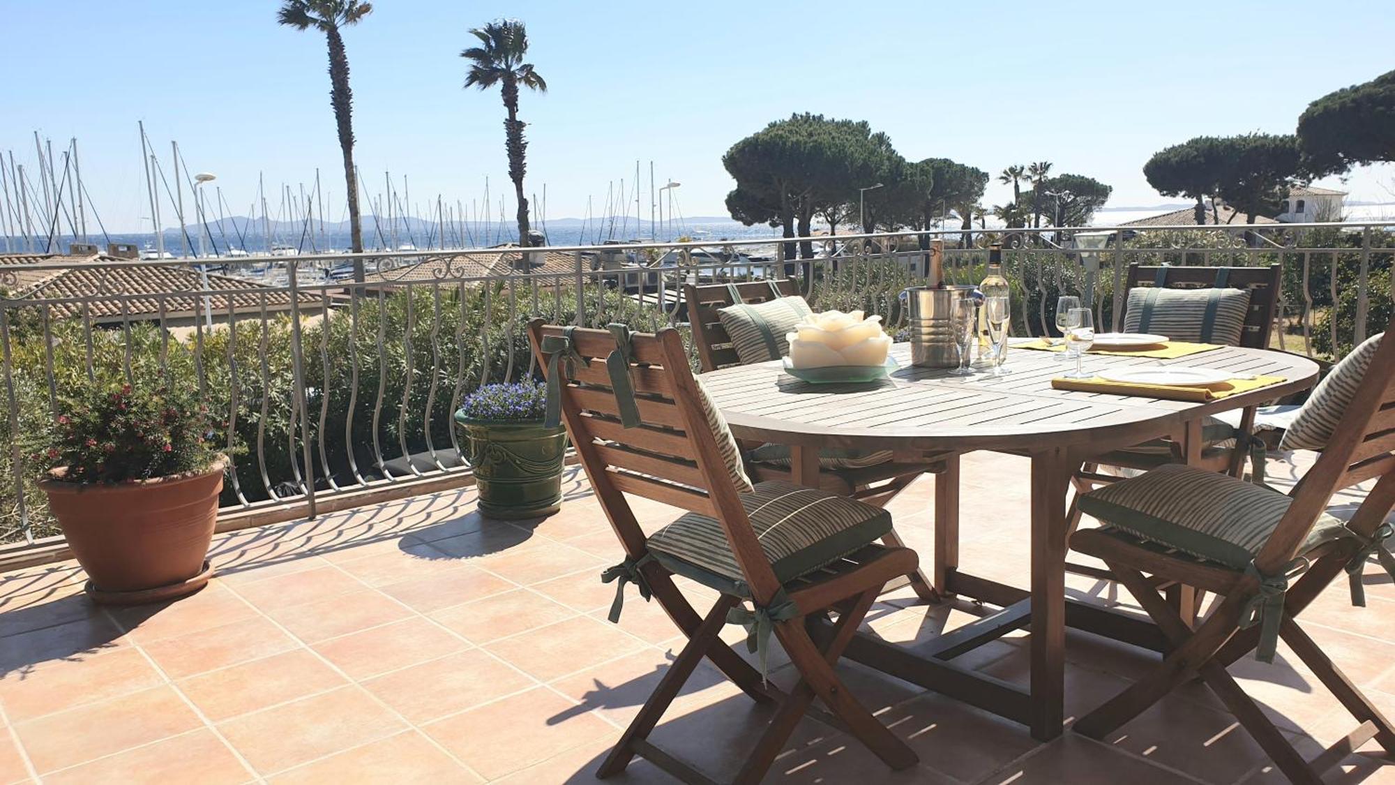 Plage Miramar La Londe-les-Maures Exterior photo